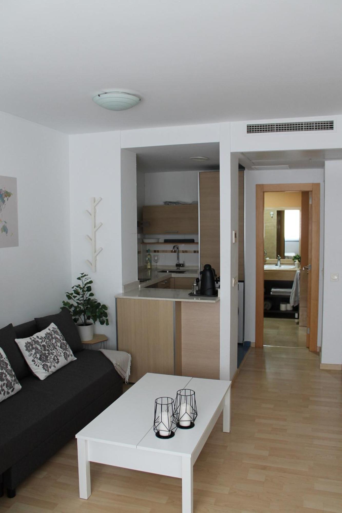 Junto Al Mar Apartment Malaga Exterior photo
